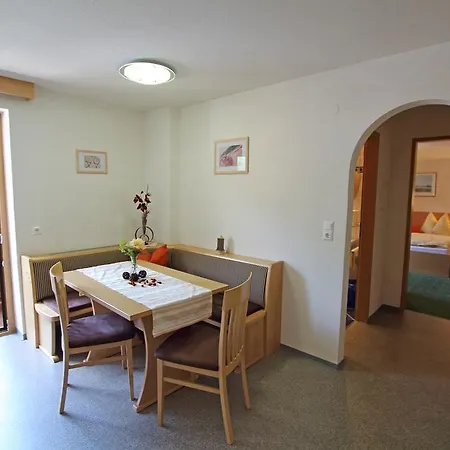 Dangl Apartment *